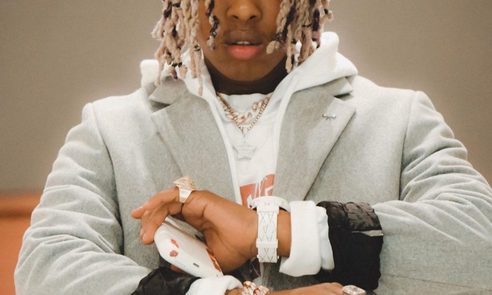 Strings and Blings Lyrics