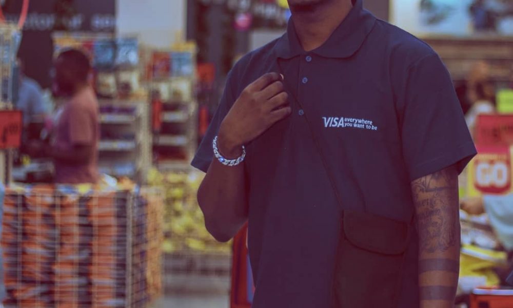 Navy Kenzo Fella Lyrics