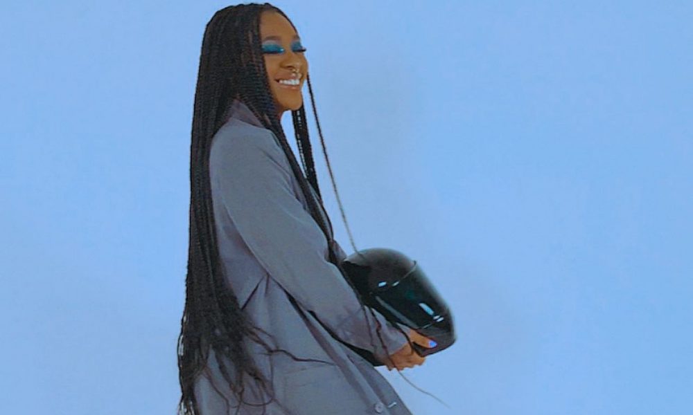 Divine Delivers Her Passionate New Single "Toxic.Bae"