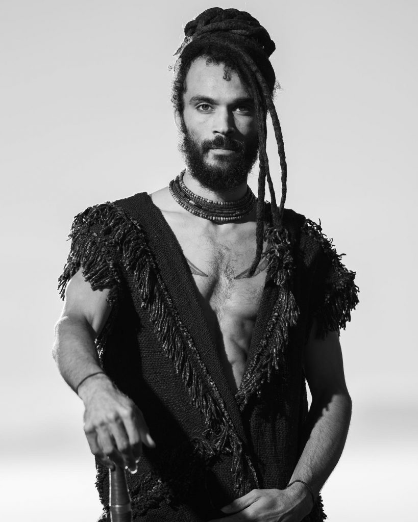 Find Yourself Lost in the Rhythmic Glory of Manu Francois Astonishing Single "A Way For Both Our Ways"