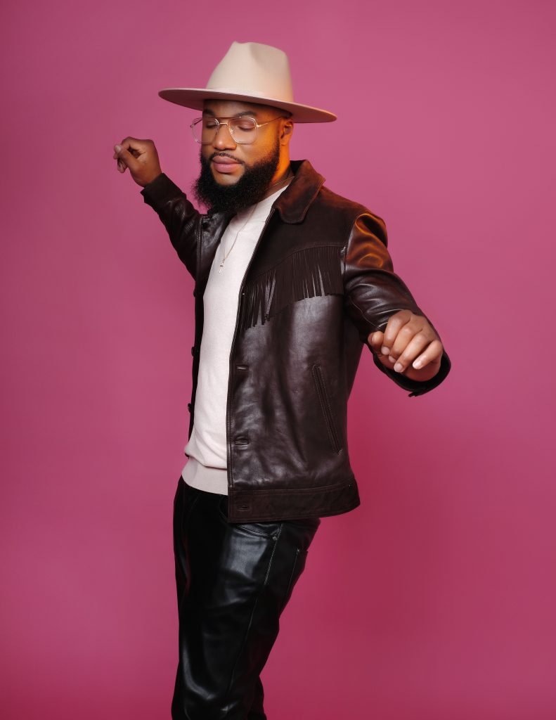 Singer/Songwriter and Music Producer Joey Jaey’s Sophomore EP, “Íjè Love” Is a Testament to His Versatility and Innate Talent!