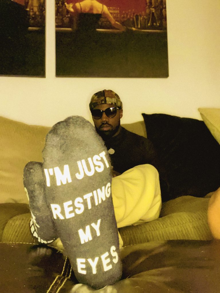 Neo-Soul Rapper Eddy Cane Delivers a Love-Fueled Ballad Dubbed “Feeling Bout You” That Has Been Accompanied by Some Dope Visuals!