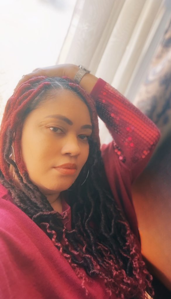 American Songbird Apryl’s “Bruised Girl” Is Sentimental and Inspirational!