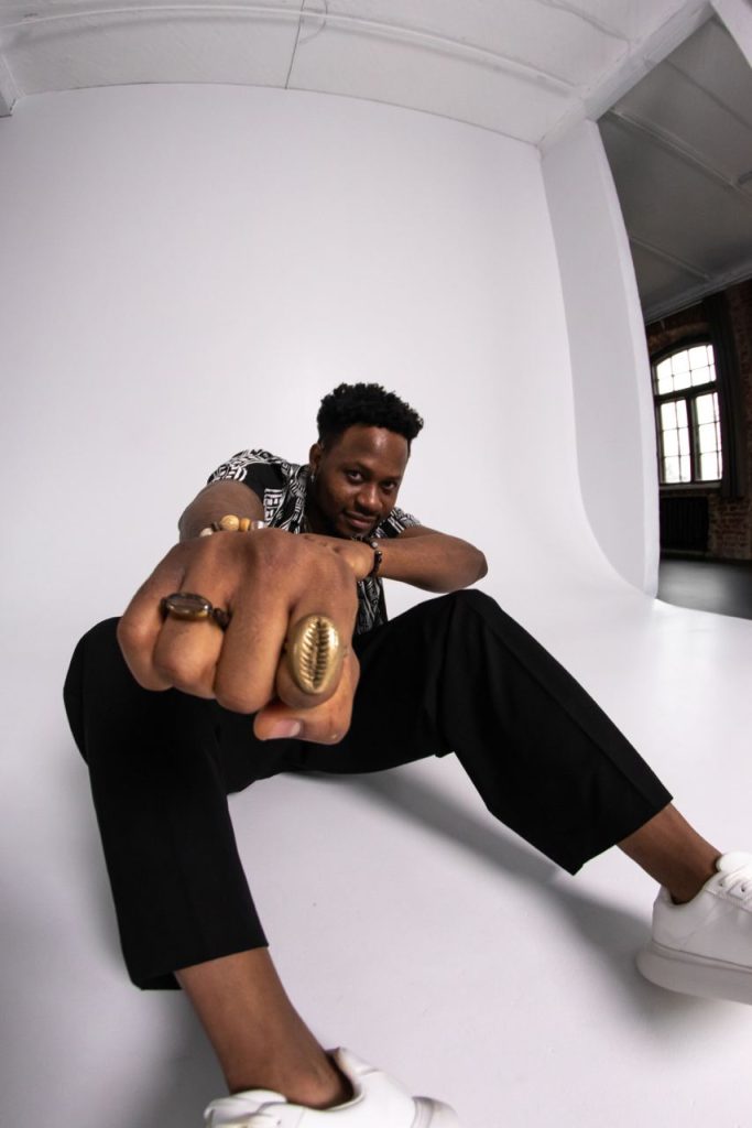 Enjoy Afrococoa’s “Gbola Palliative” – An Amapiano Triumph for the Afro-Fusion Band Based Out of Minsk