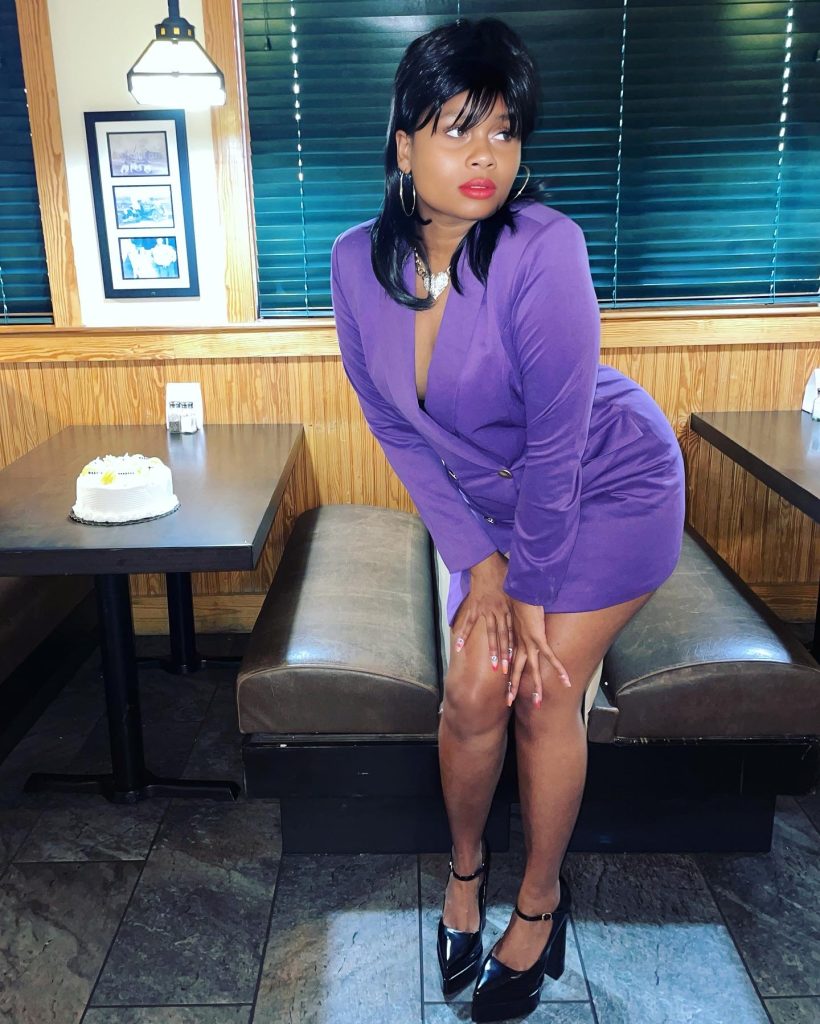 Richmond-based female emcee Tally Bandz’s new single "Show Me" is a showcase of this budding artist’s limitless versatility and creativity.