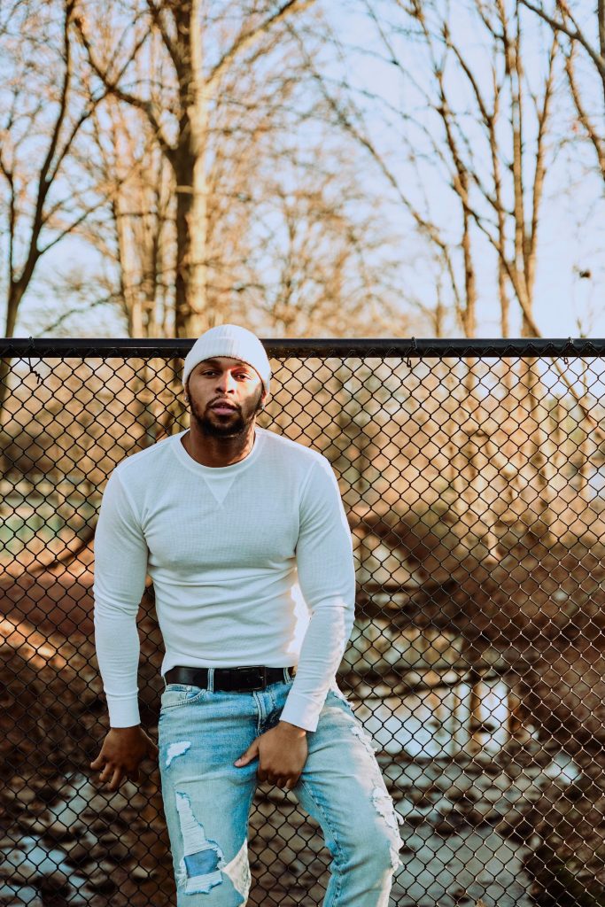 Jelani’s Latest Single “Fighting for You” Paints a Lyrical Masterpiece That Resonates With the Profound Depth of Love.