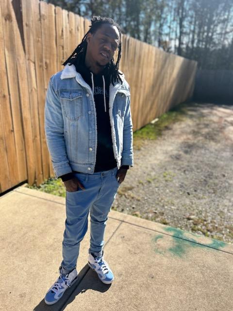 Atlanta-based rapper and artist Cheat Code’s “Inside Looking Out” album showcases a peerless emcee with huge potential to flip the hip-hop music industry.