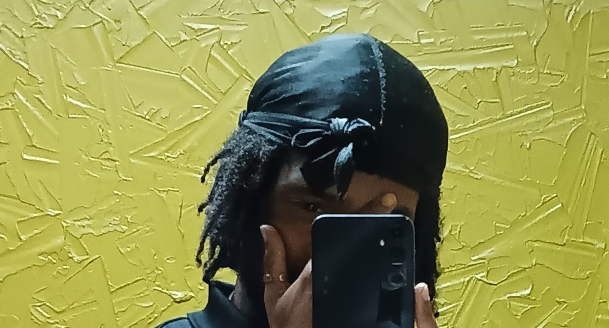 Lyrically certified Arkansas rap virtuoso Trill Soulutionary is bold and uninterrupted with his polished delivery in “Stay Down”